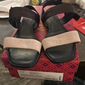 Tory Burch Delaney sandal -sea shell pink and malbec - 8.5 size